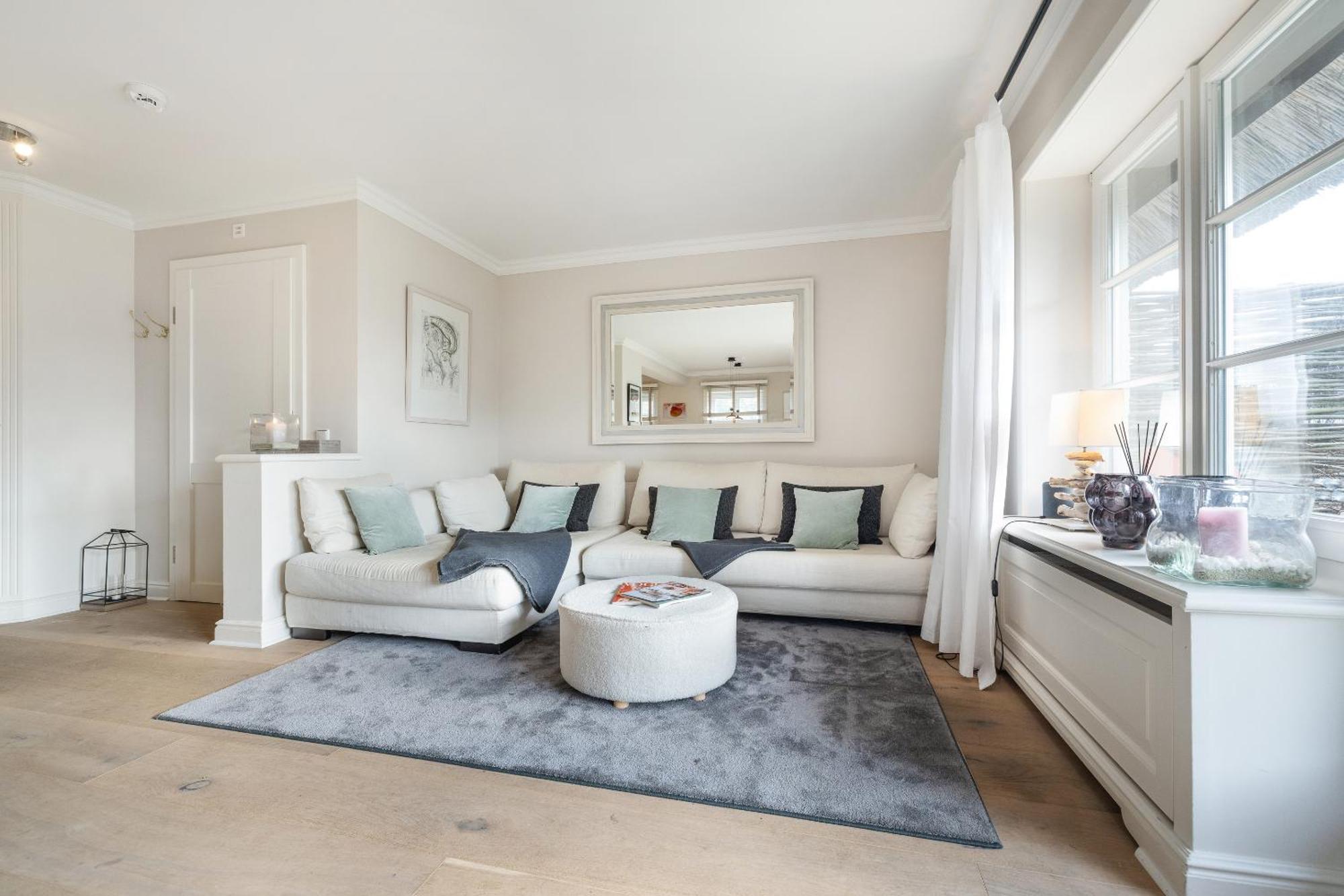 Schimming Apartment *